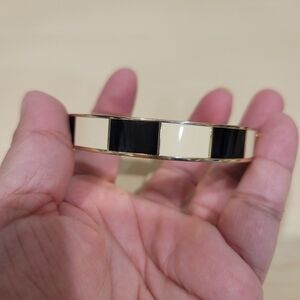 Spartina 449 Black White Enamel Oval Hinged Bangle